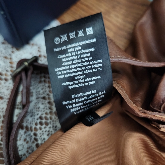 Rehard Italy Brown Leather Crossbody with Basket Weave Flap - Picture 14 of 16